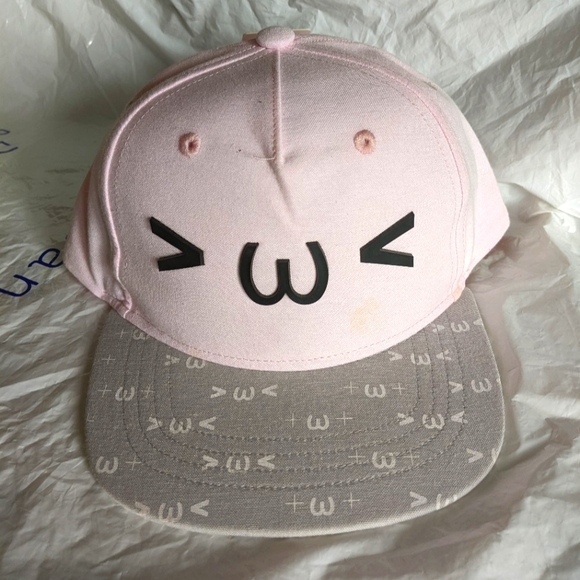 Miniso pink and grey snapback adjustable cap - Picture 1 of 7